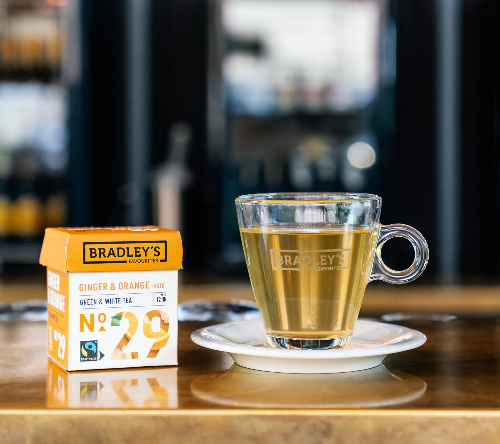Bradley’s Favourites No. 29 Ginger Orange verpakking met frisse citruskleuren.