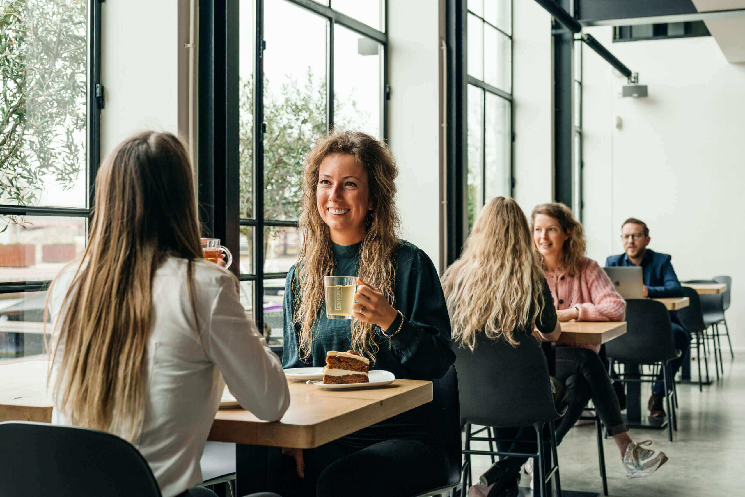 sfeerfoto: Over Bradley's, thee voor de horeca - klant worden bij Bradley's